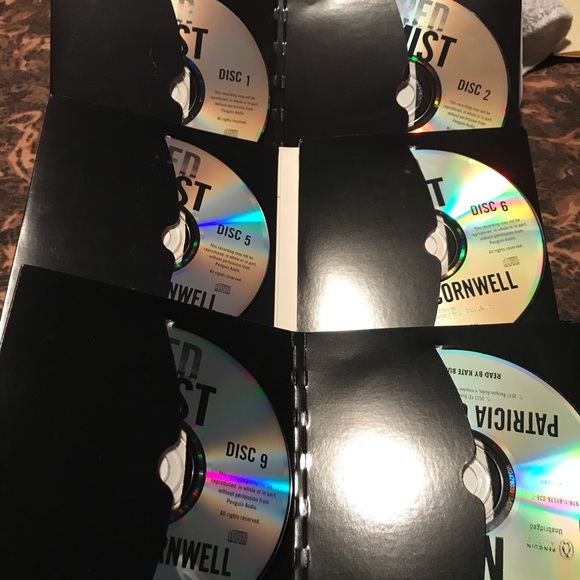 AUDIO BOOK BY PATRICIA CORNWELL - Picture 3 of 3